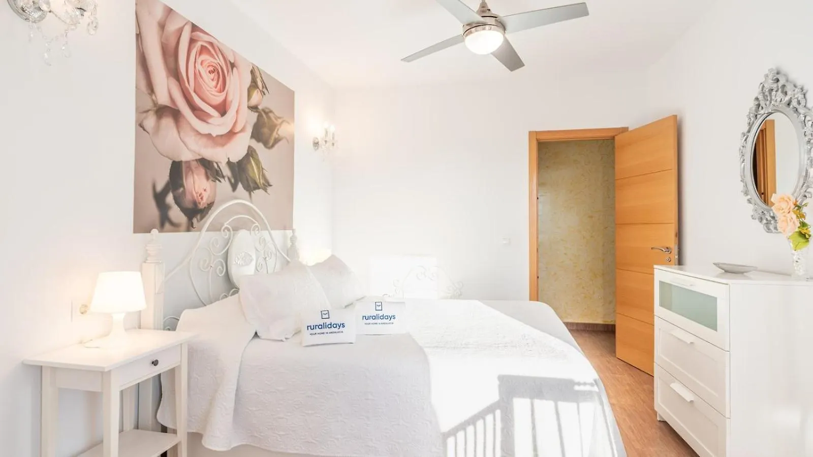 Сasa de vacaciones Casa Olivares Altos Sayalonga By Ruralidays